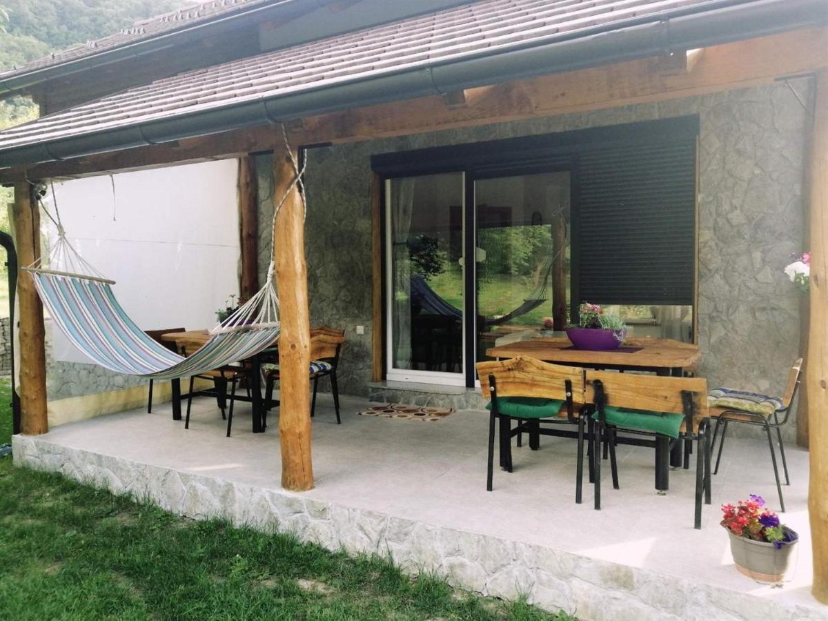 Vacation House Studenac Villa Bihac Exterior photo